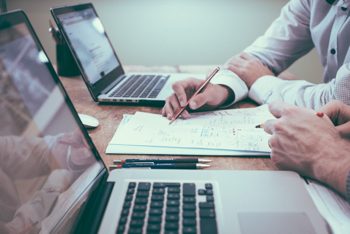 Itemized auto transport quote breakdown and cost analysis